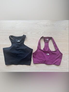 The North Face Crop Racerback Sports bra  Tops - Black & Plum